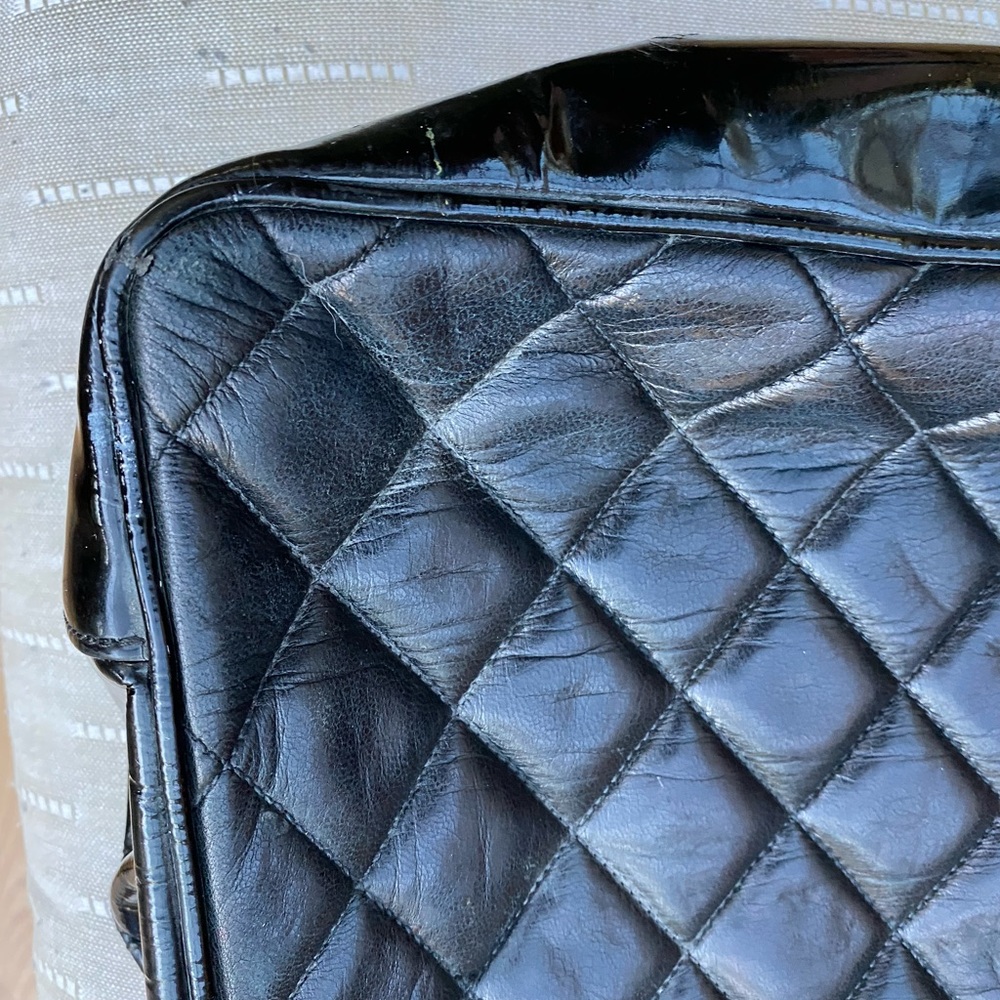Vintage Chanel bag! - Picture 10 of 16